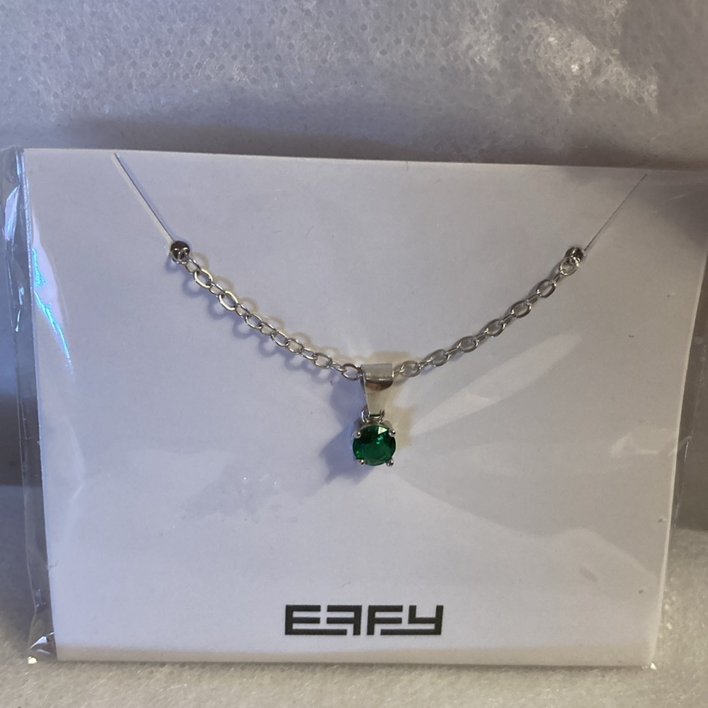 NWOT - New Authentic EFFY Silvertone Chain & Emerald Green Crystal Round Pendant
